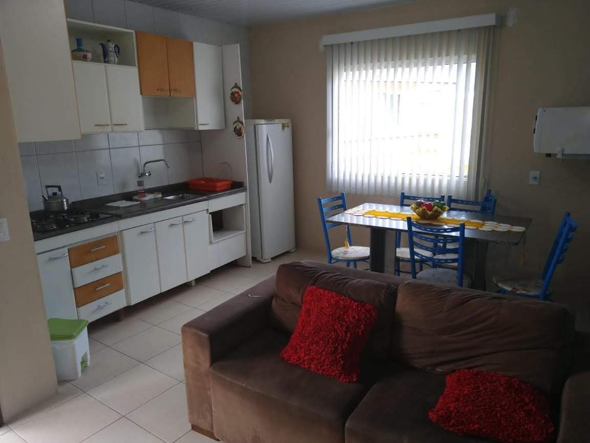 Ap Da Meri, Na Praia Da Barra Da Lagoa Florianópolis Exterior foto